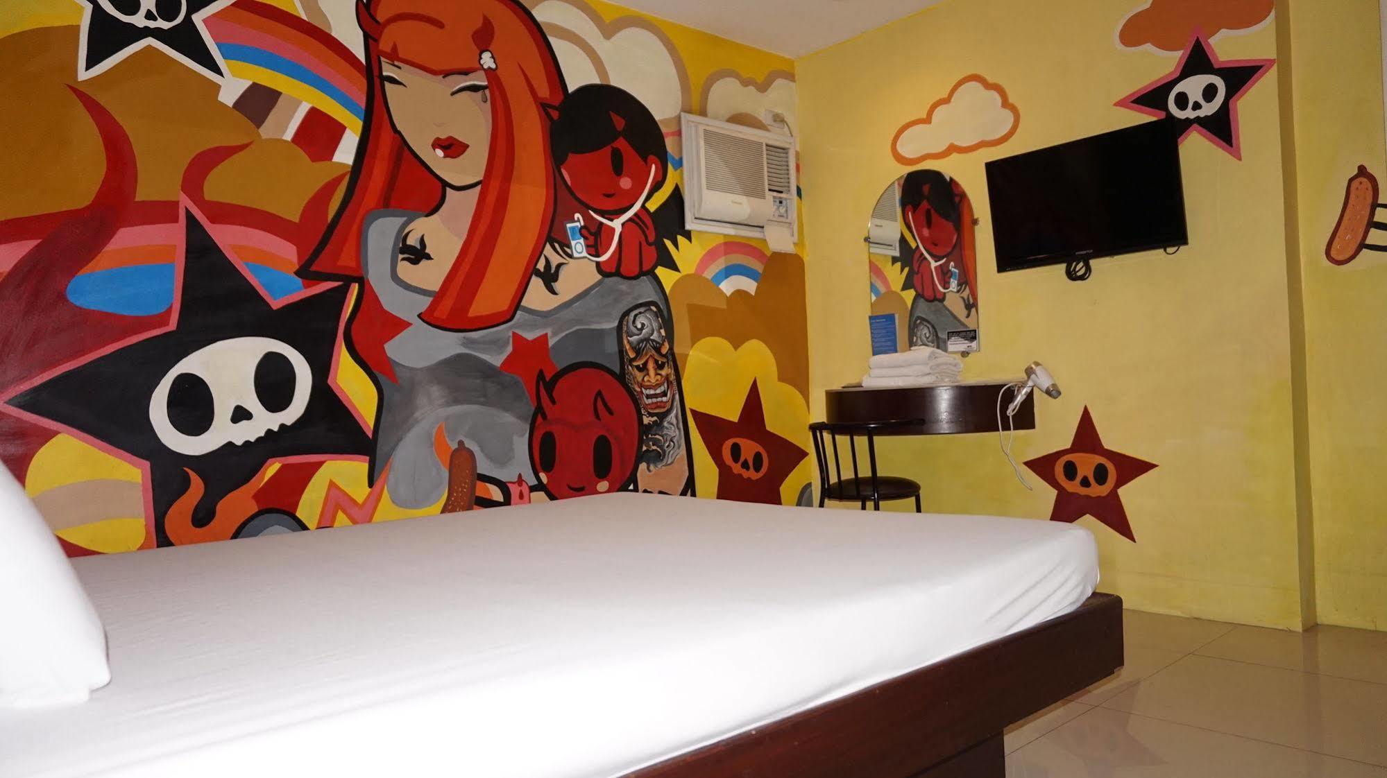 Harts Hotel-Quezon City Exterior photo